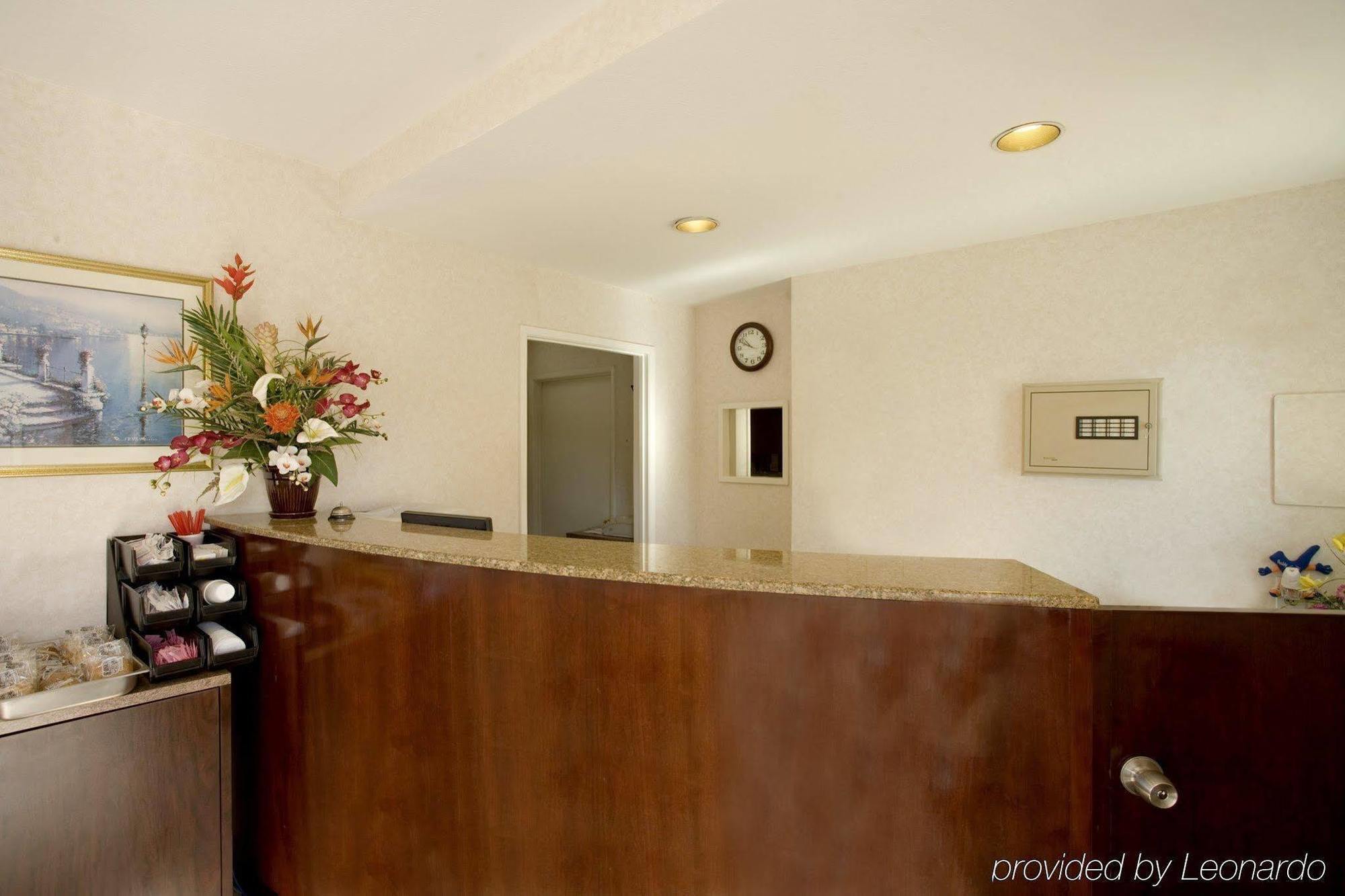 Americas Best Value Inn San Jose Convention Center Интериор снимка